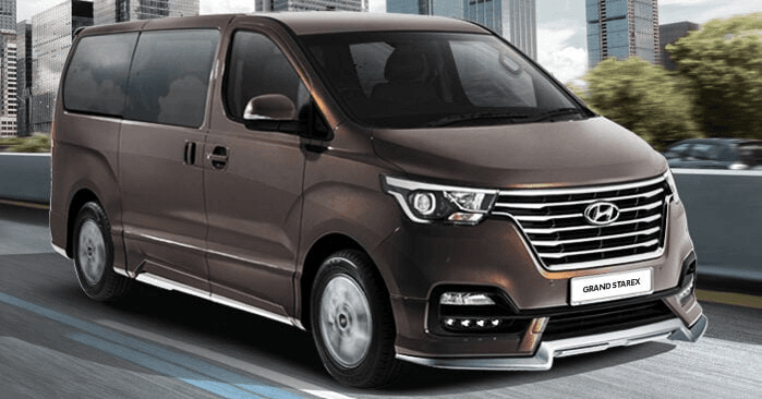 Hyundai Starex private MPV suitable for Singapore to Senai Airport transfer passengers and luggage